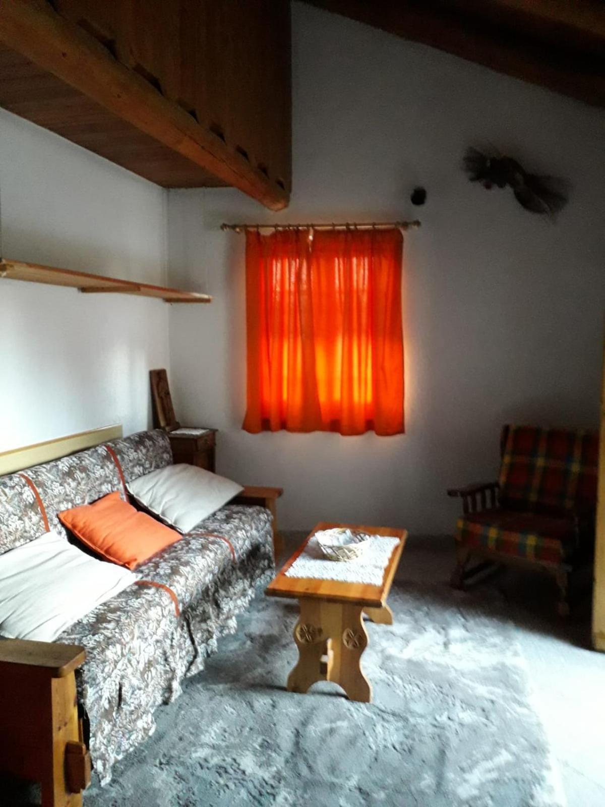Monolocale Di Montagna Guest House Gressan Exterior foto